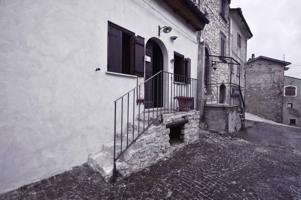 Robur Marsorum Albergo Diffuso Rocca di Mezzo Room photo